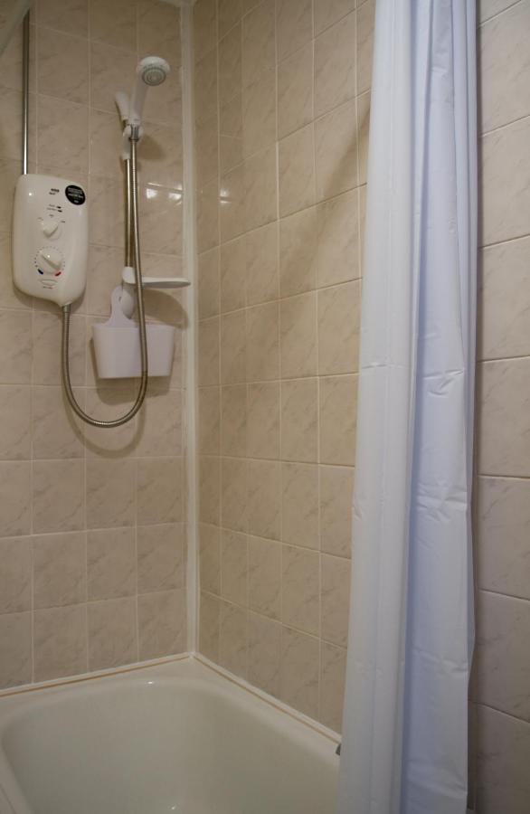 Carvetii - Fox House - 1St Floor Flat Sleeps Up To 8 Apartment Dunfermline Exterior photo
